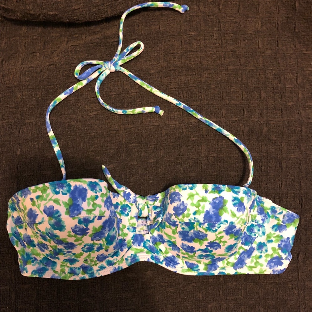 Floral bikini top